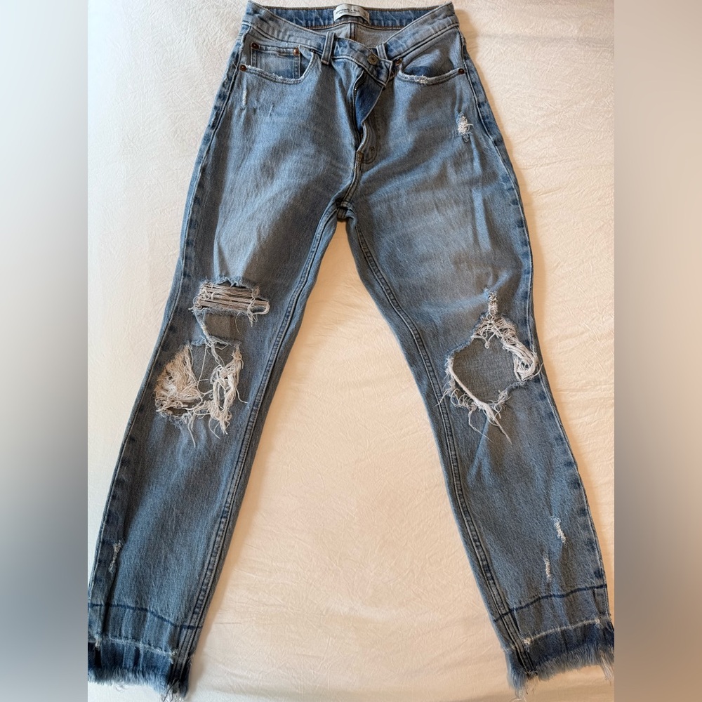 Abercrombie & Fitch Relaxed Distressed Jeans
